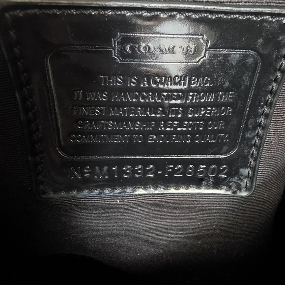 Coach Payton Signature Crossbody Black and Tan Purse M1332 - Picture 10 of 12